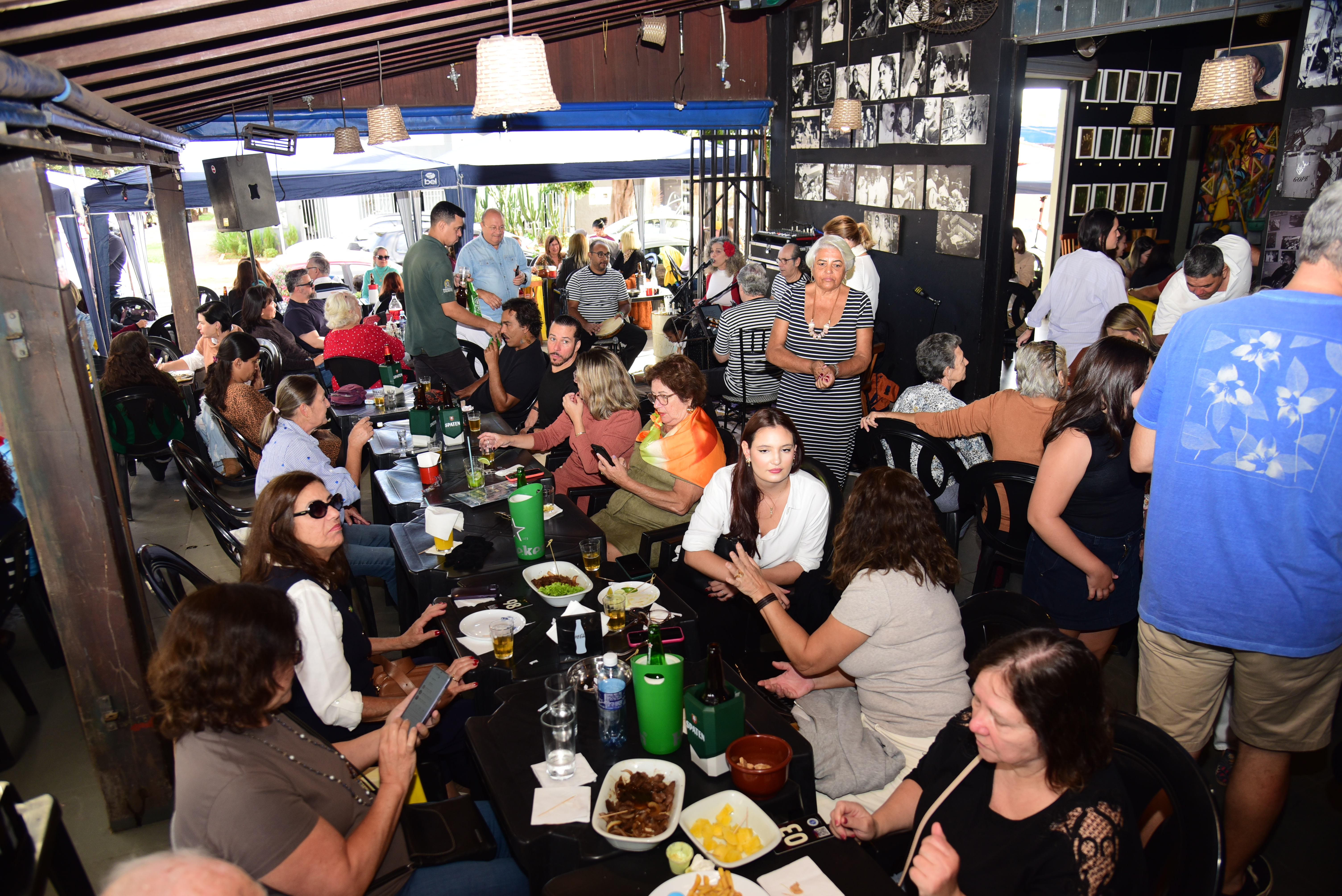 Ilustração lateral direita